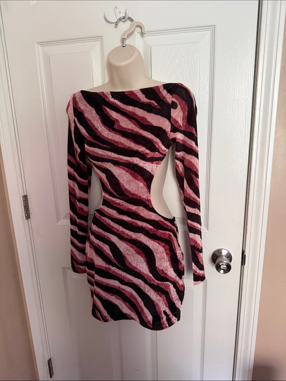 Pink & Black Backless Dress